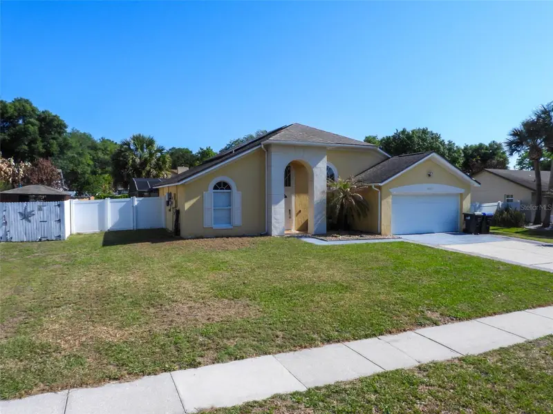 8035 Country Run Pkwy, FL