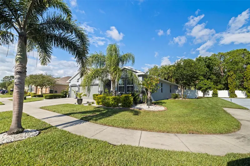 6256 63rd Ln N, FL