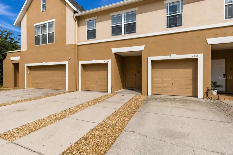 4234 Tyler Cir N ##102b, FL
