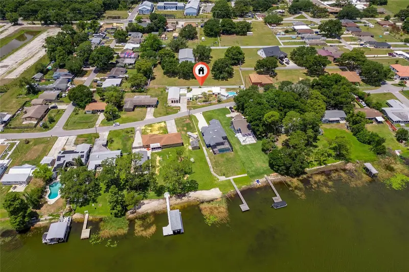 815 Lake Jessie Dr, FL