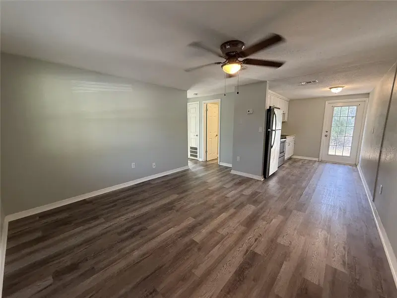 350 Elmstreet Ct #6, FL