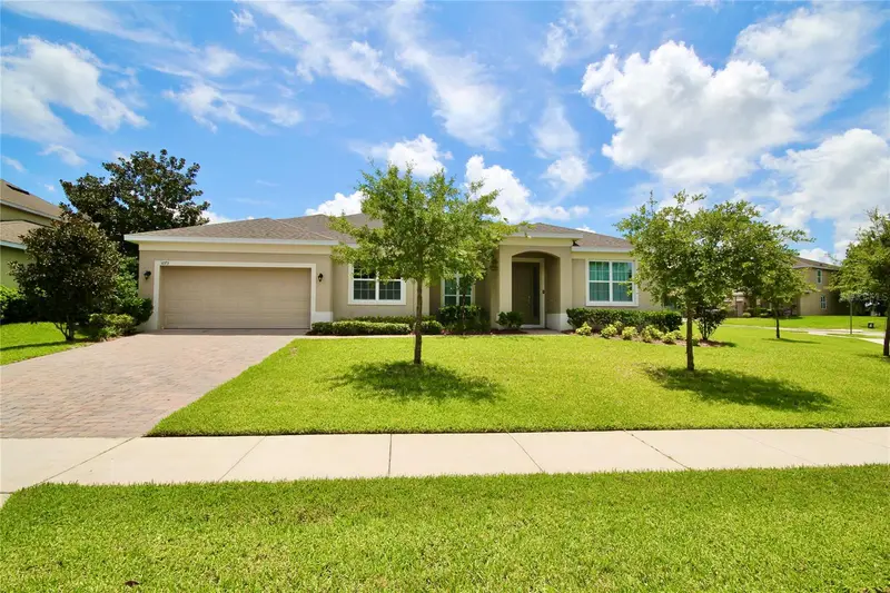 1073 Cavan Dr, FL