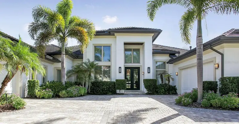 10372 Kensington Shore Dr, FL