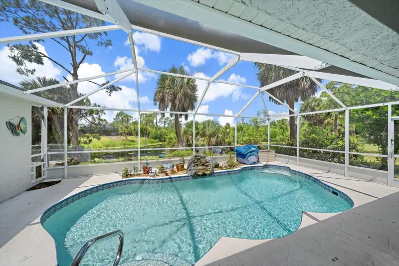 1687 Wise Dr, FL