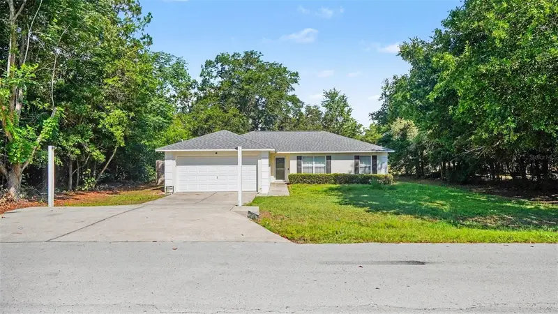 56 Hemlock Radial, FL