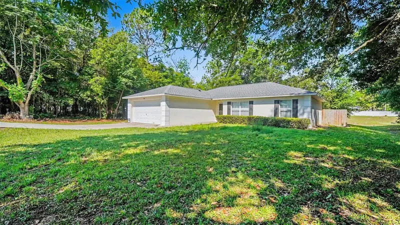56 Hemlock Radl, FL