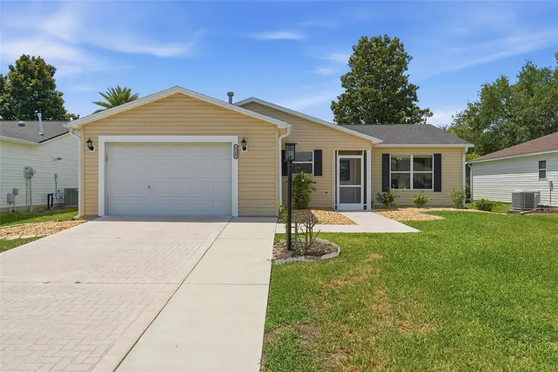 8142 Se 175th Columbia Pl, FL