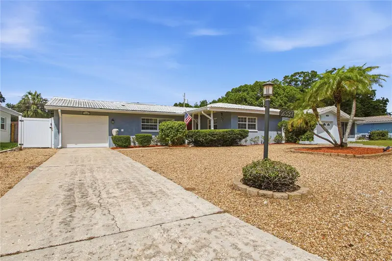 2337 Black Oak Ln, FL