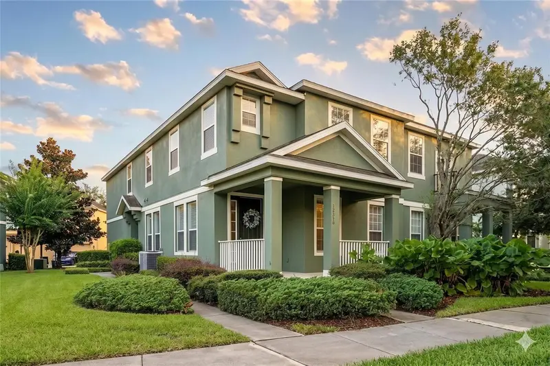 10230 Lake District Ln #37b, FL