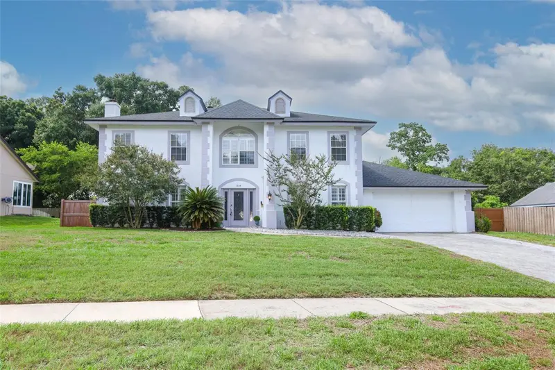 1349 Valley Pine Cir, FL