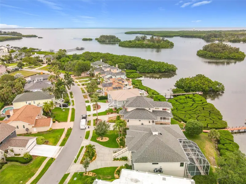 2021 North Pointe Alexis Dr, FL