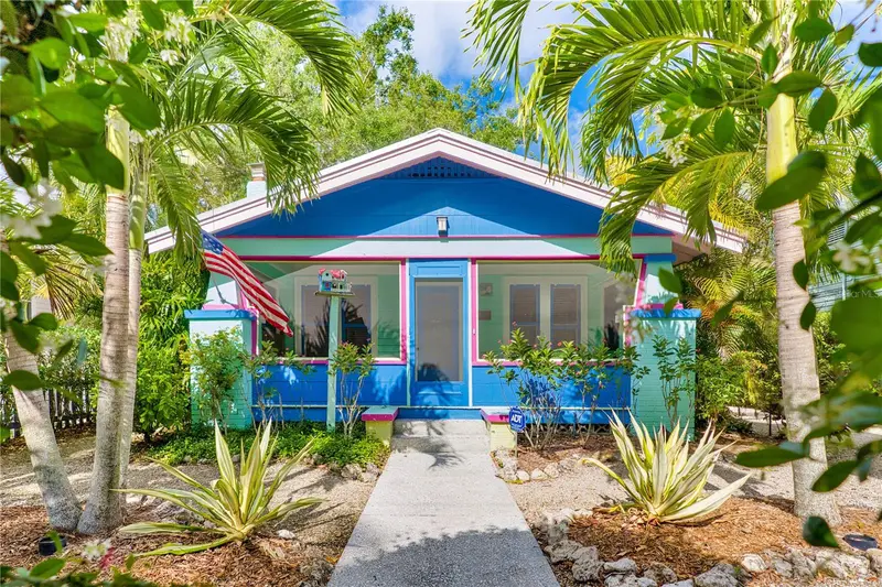 642 Ohio Pl, FL