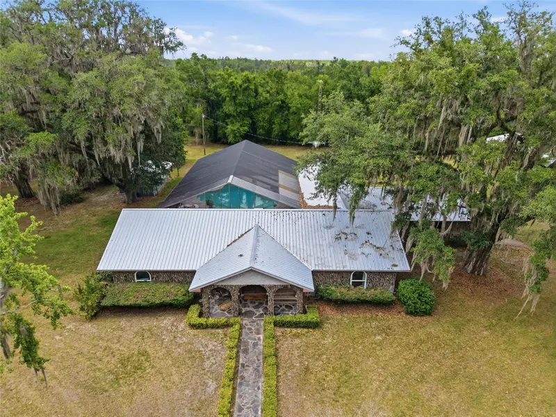 7851 Sw County Road 796, FL