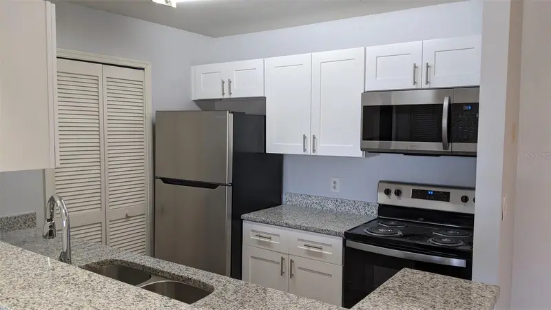 6190 Westgate Dr #303, FL