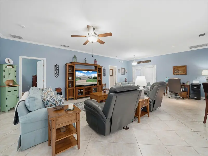 4572 Turnberry Ln, FL