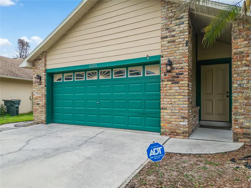 1321 Wood Lake Cir, FL