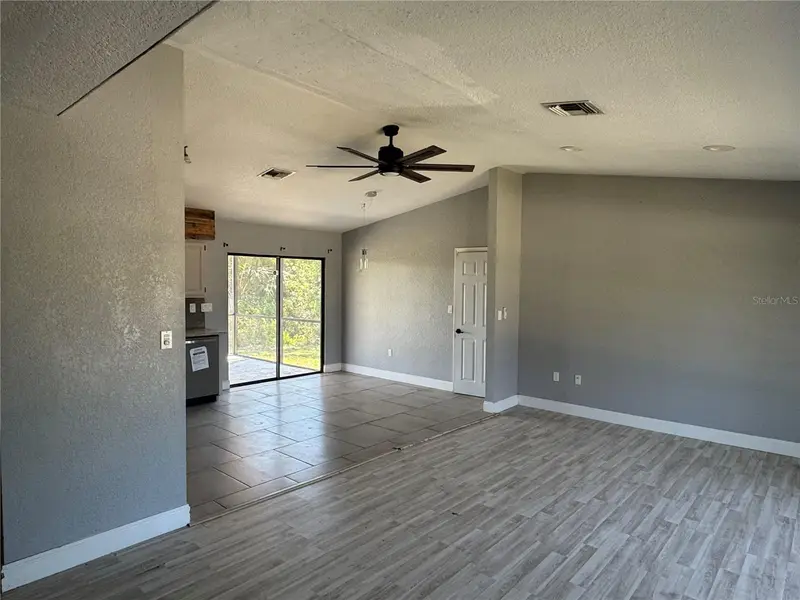 455 Lenoir St Nw, FL