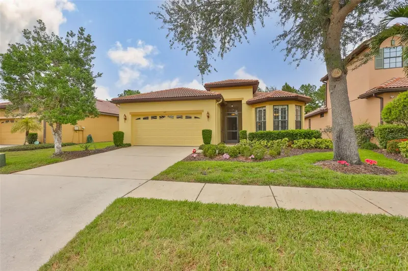 147 Silver Falls Dr, FL