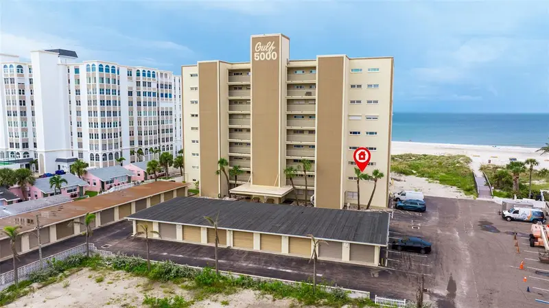 5000 Gulf Blvd #301, FL