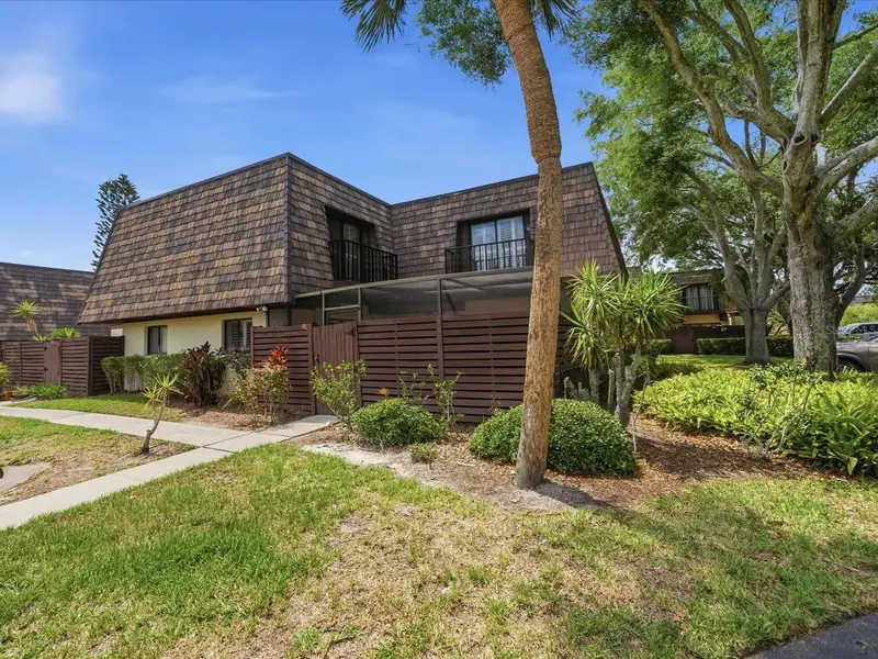 15338 E Pond Woods Dr #15338, FL