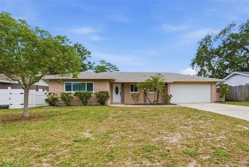 2465 Brentwood Dr, FL