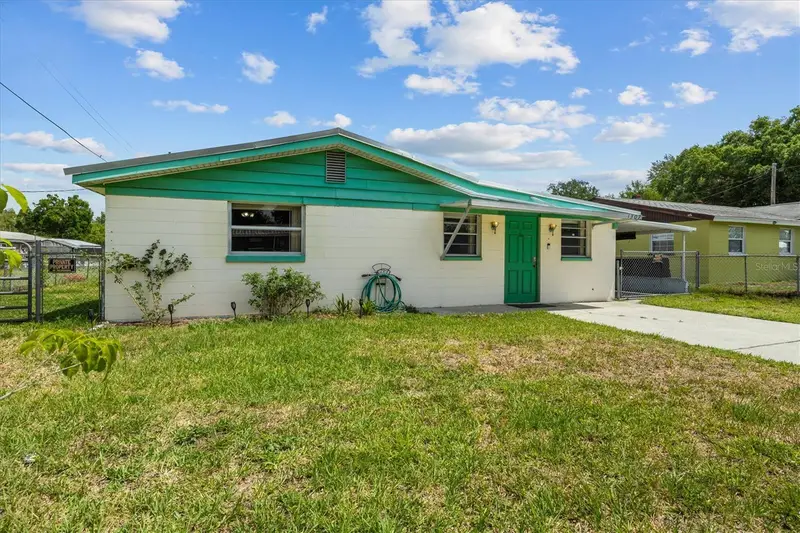 1307 Mayflower Dr, FL