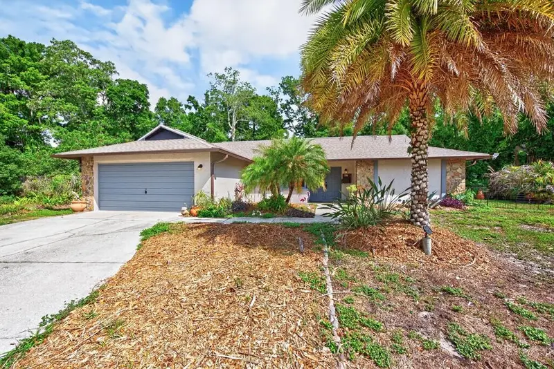 2735 Cypress Hollow Ct, FL