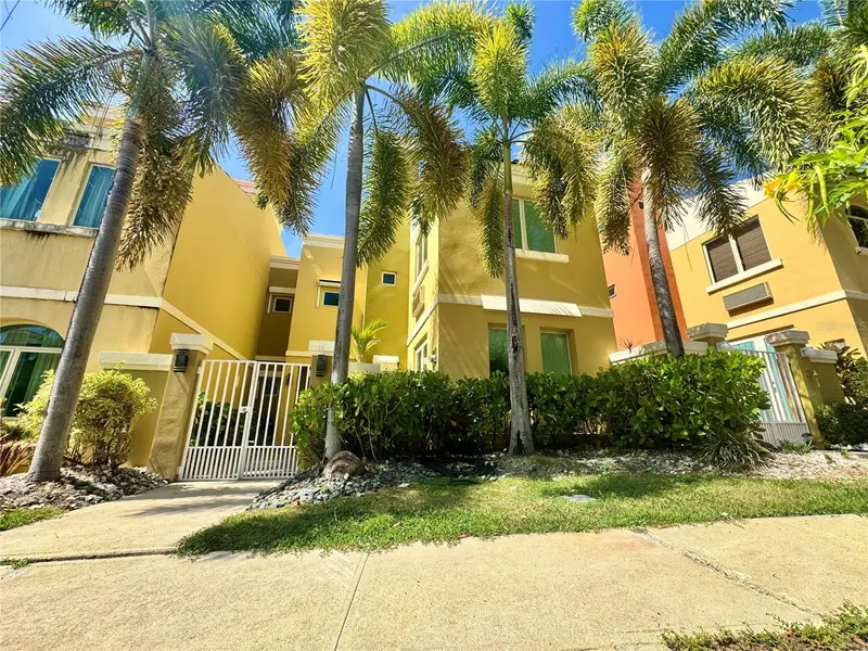 90 Candelero Dr #32, PR