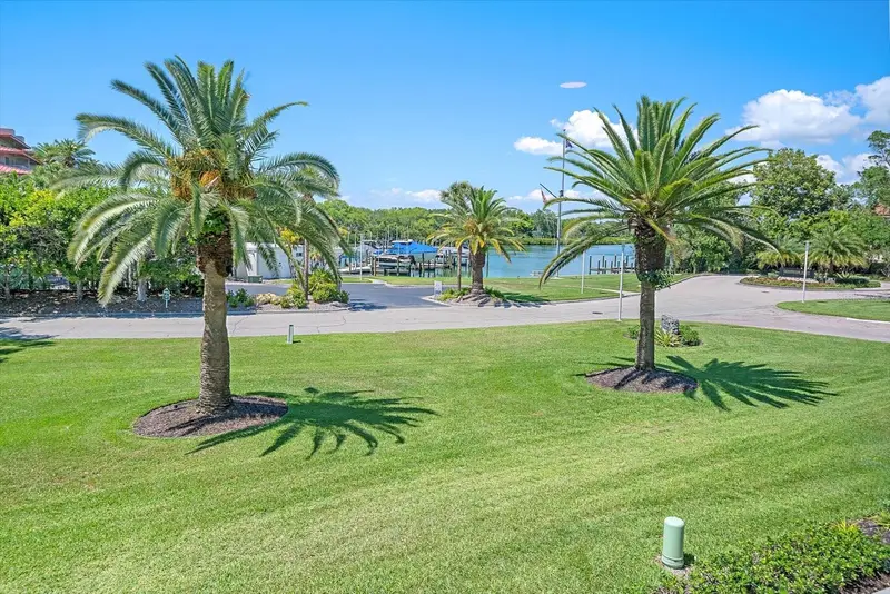 100 Sands Point Rd #225, FL