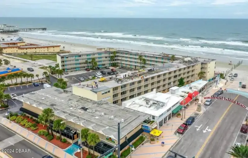 219 S Atlantic Ave #308, FL
