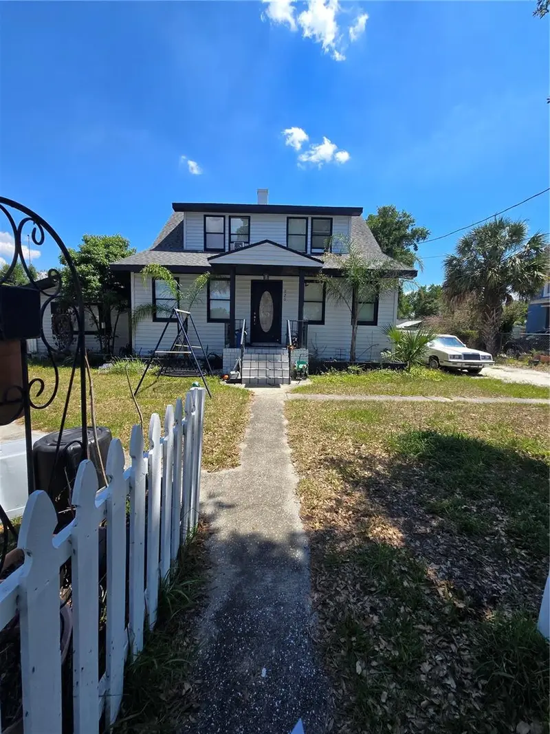 820 Avenue Z Nw, FL
