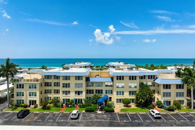 3806 Gulf Of Mexico Dr #C209, FL