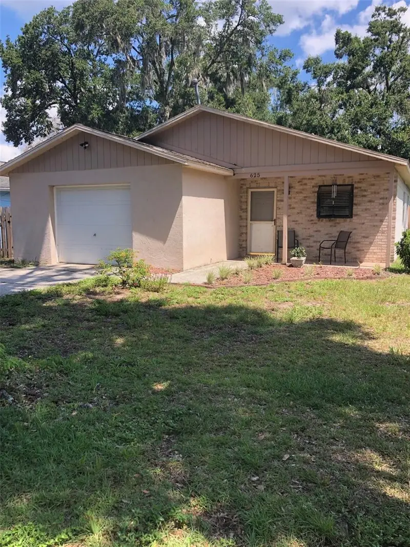 625 E 8th Ave, FL