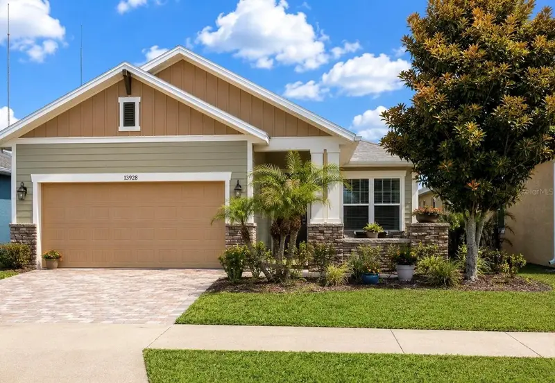 13928 Swallow Hill Dr, FL
