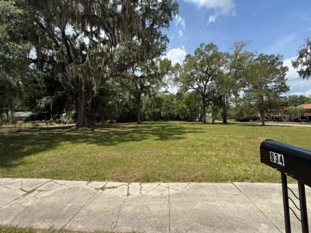 934 Ne 28th Ave, FL