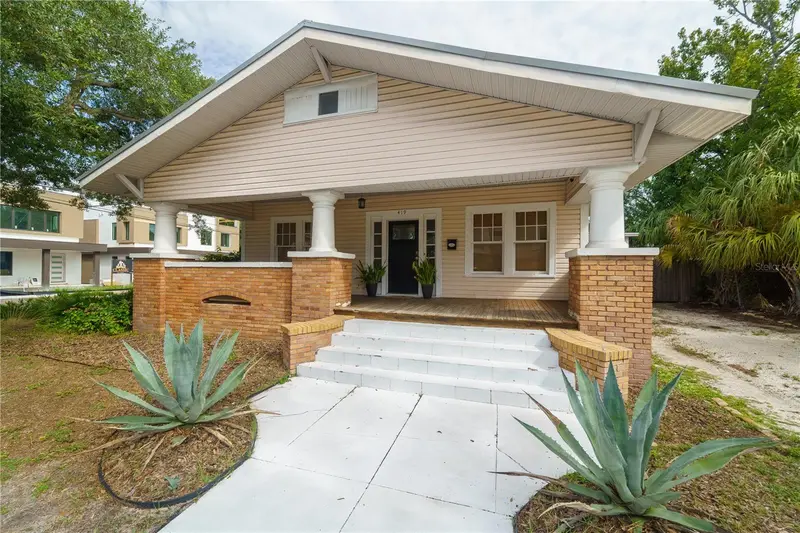 419 W Park Ave, FL