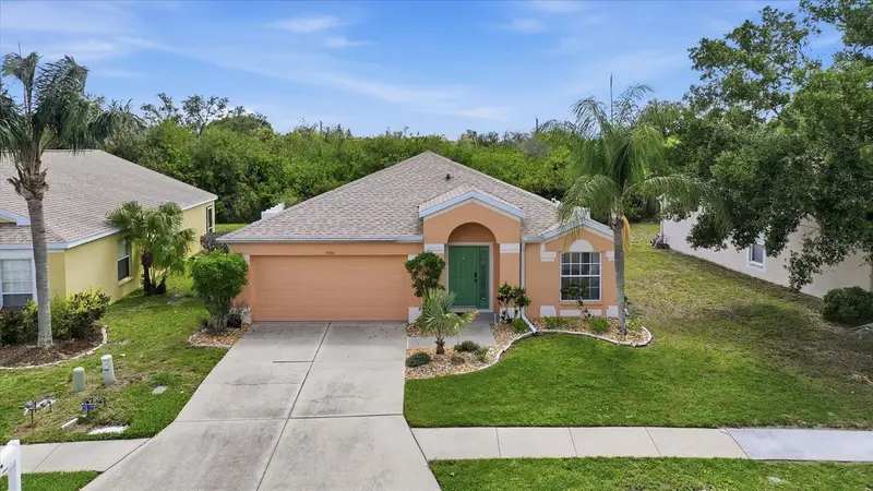 4506 Sanibel Way, FL
