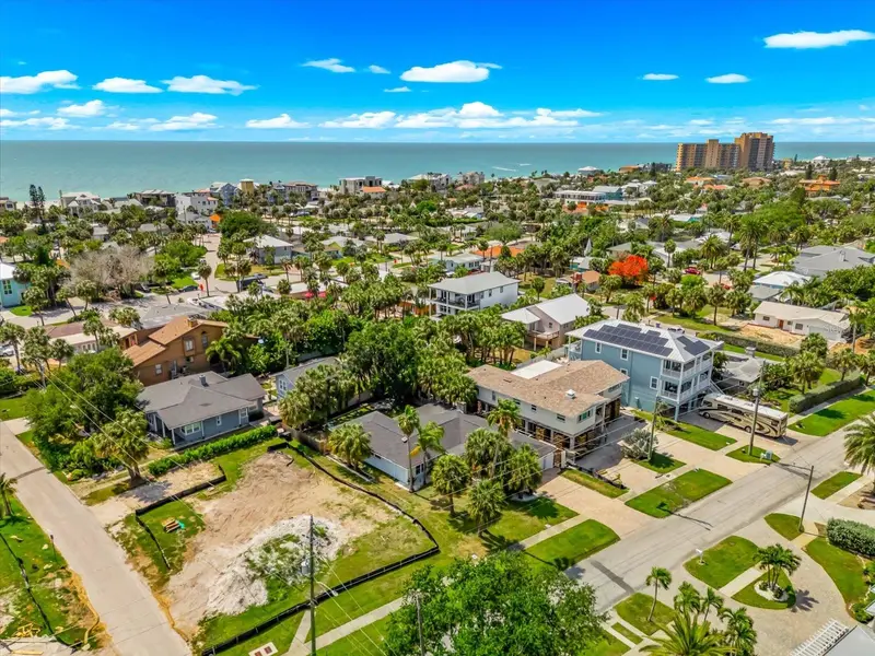 730 Bay Esplanade, FL