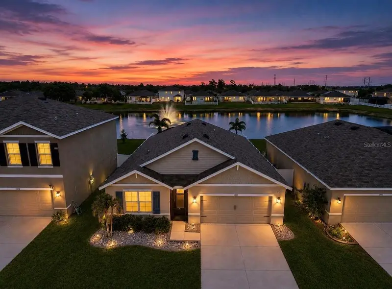 13912 Smiling Daisy Pl, FL