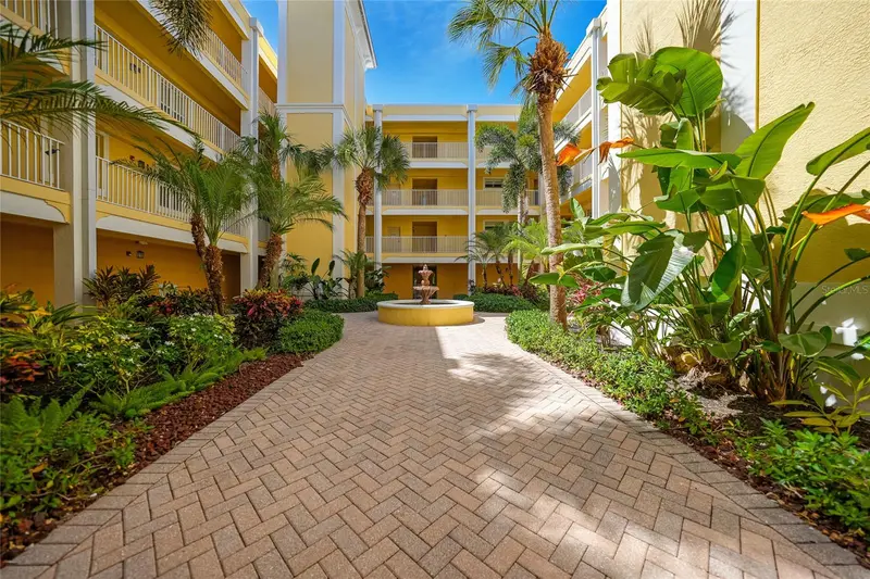 255 West End Dr #3306, FL