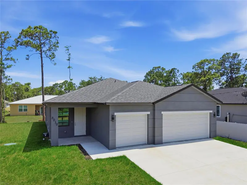 8010 Sandalwood Cir, FL