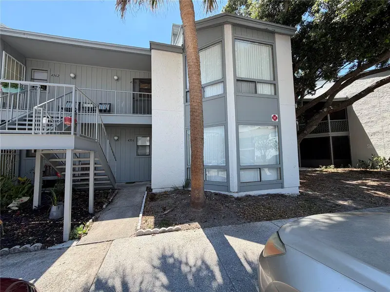 4356 Aqua Vista Dr #8a, FL