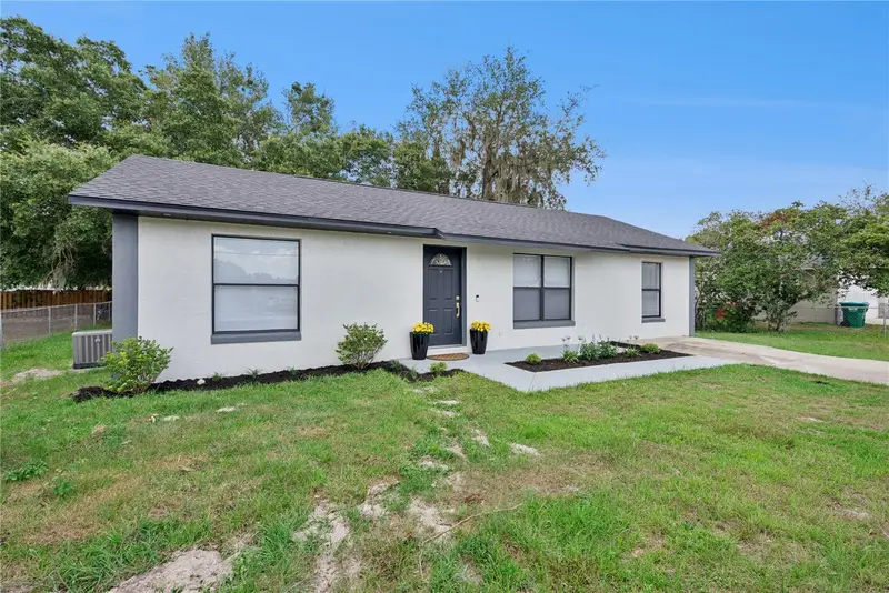 65 S Courtland Blvd, FL