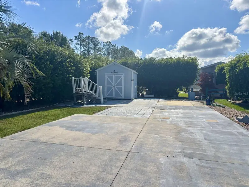 3273 Ne 102nd Avenue Rd, FL