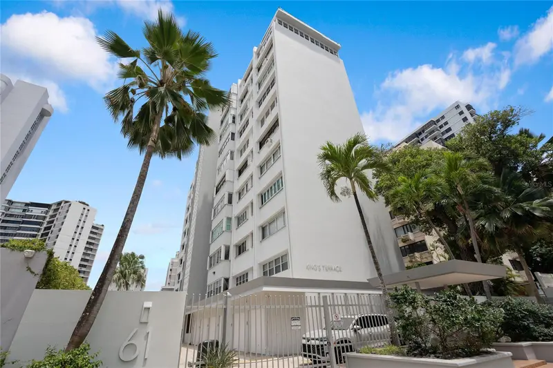 61 Kings Court #5e, PR