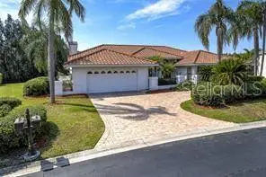 4931 Fallcrest Cir, FL
