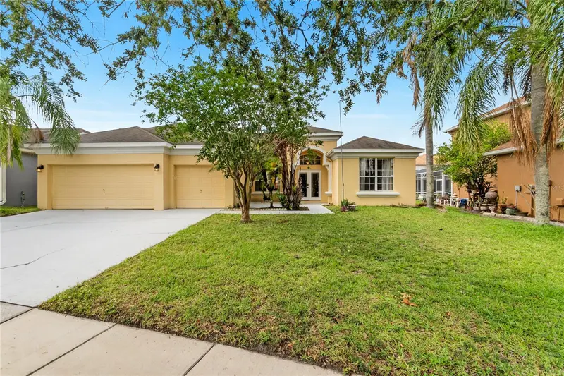 730 Bridgeway Blvd, FL