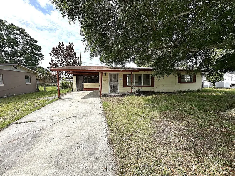 2722 W Oak St, FL