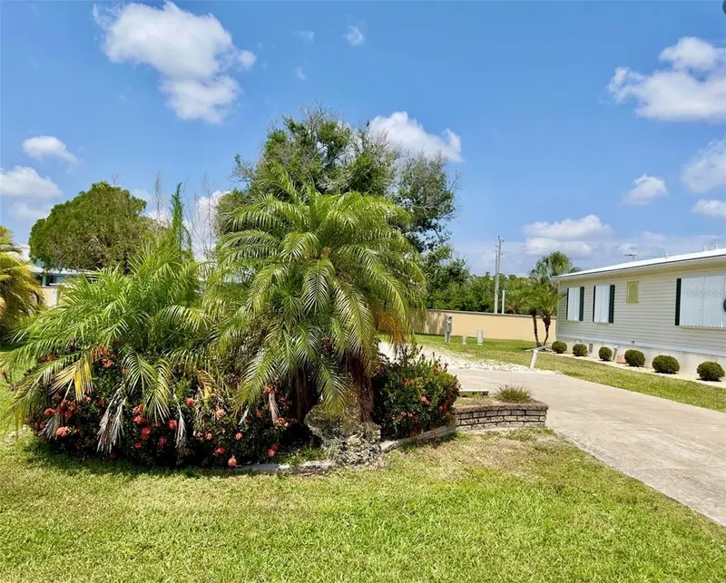 2100 Kings Hwy #978, FL