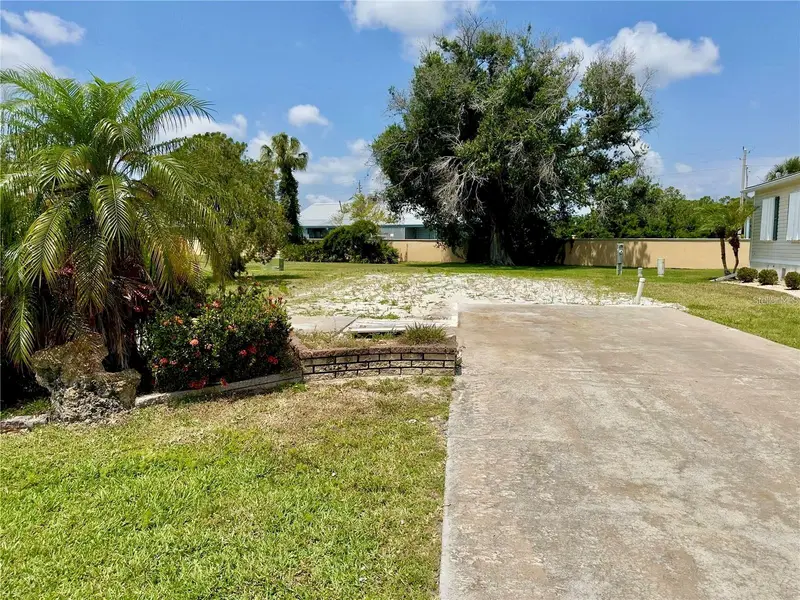 2100 Kings Hwy #978, FL